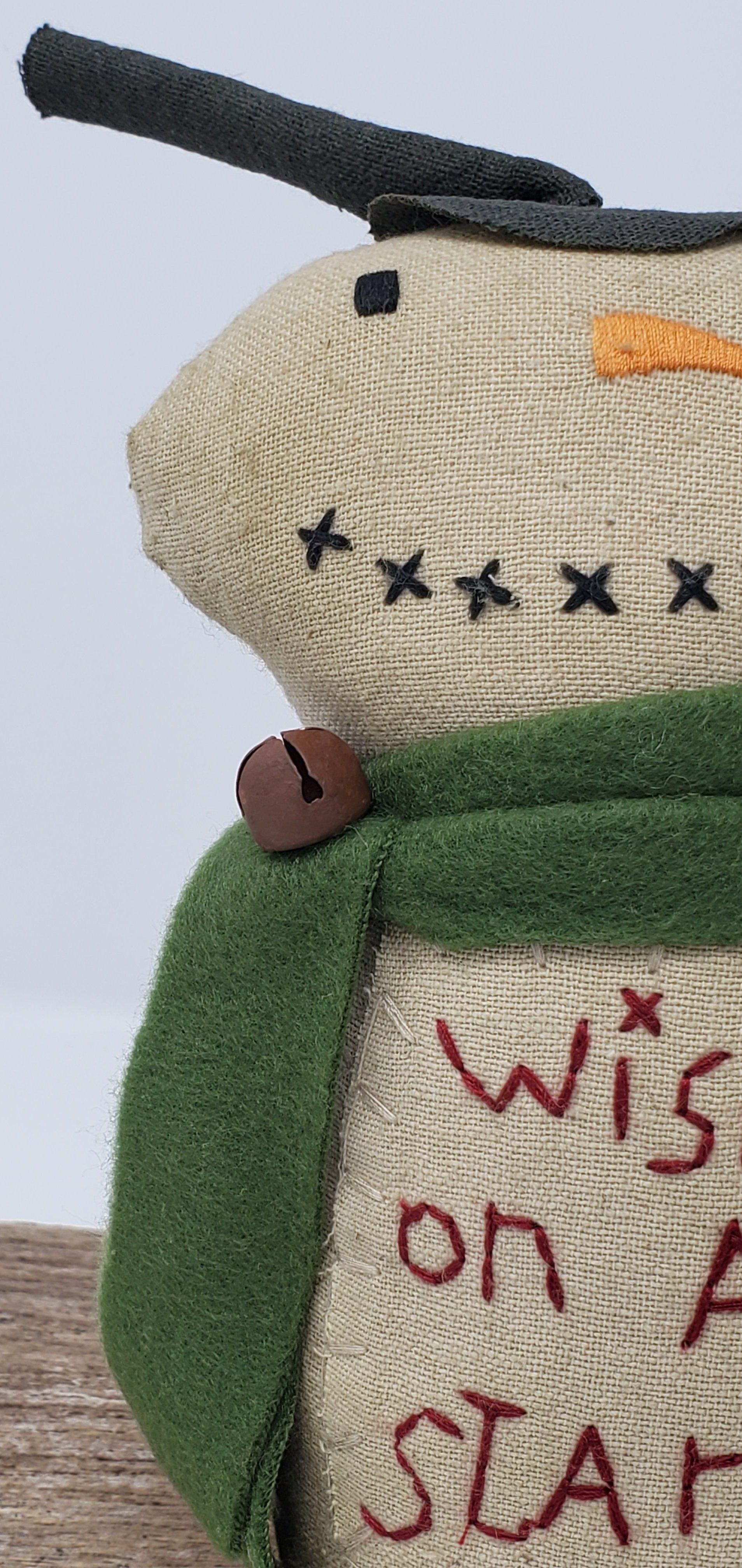 Primitive Snowman with Top Hat - A Rustic Feeling