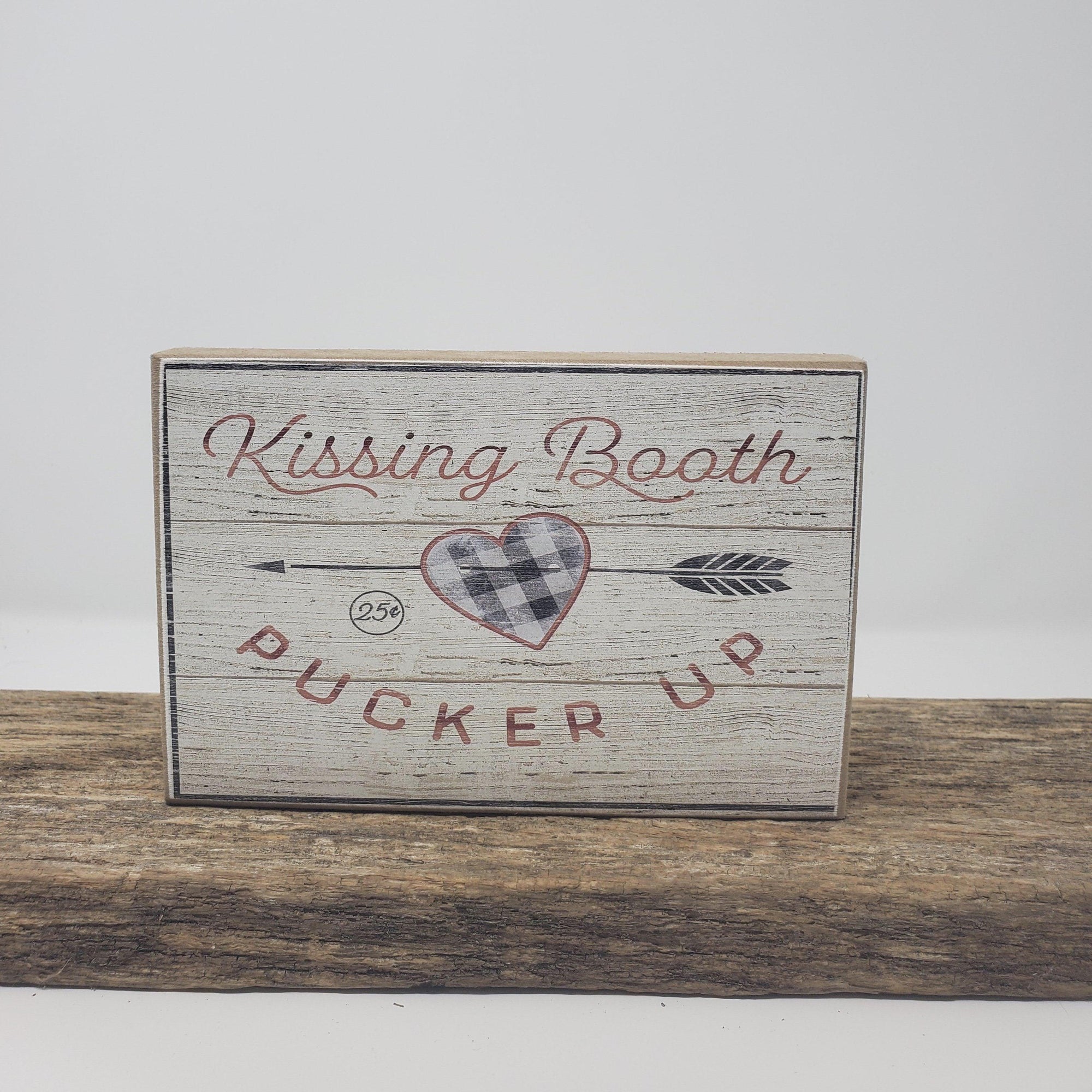 🎁 Kissing Booth Sign (100% off)