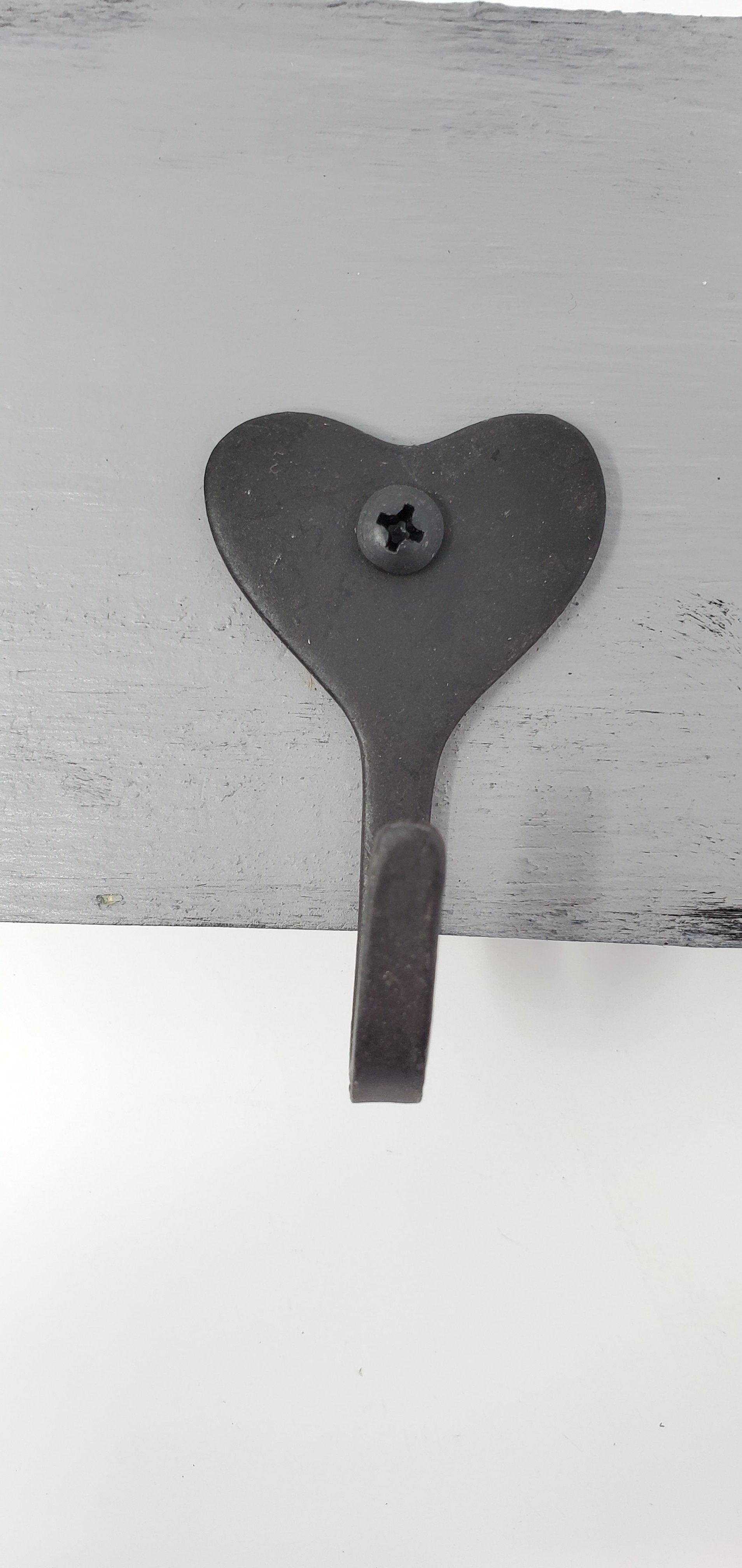 Key Rack, Mask Holder, Key Holders, Heart Decor - A Rustic Feeling