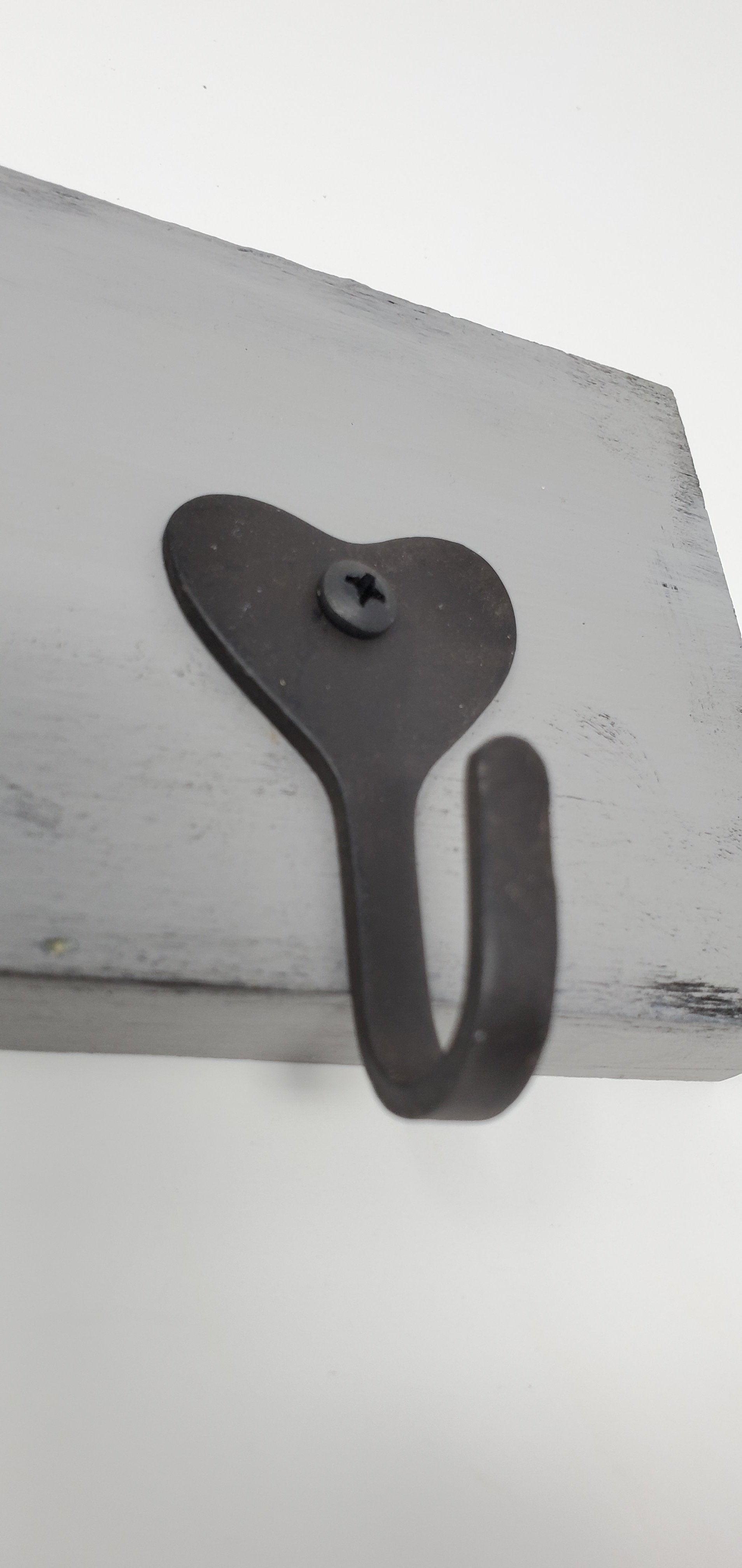 Key Rack, Mask Holder, Key Holders, Heart Decor - A Rustic Feeling