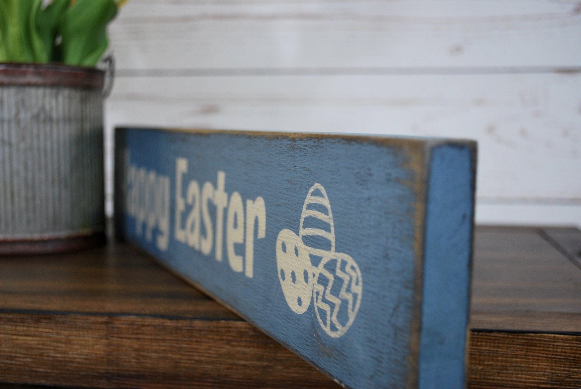 Easter Decorations, Easter Sign, Happy Easter - A Rustic Feeling