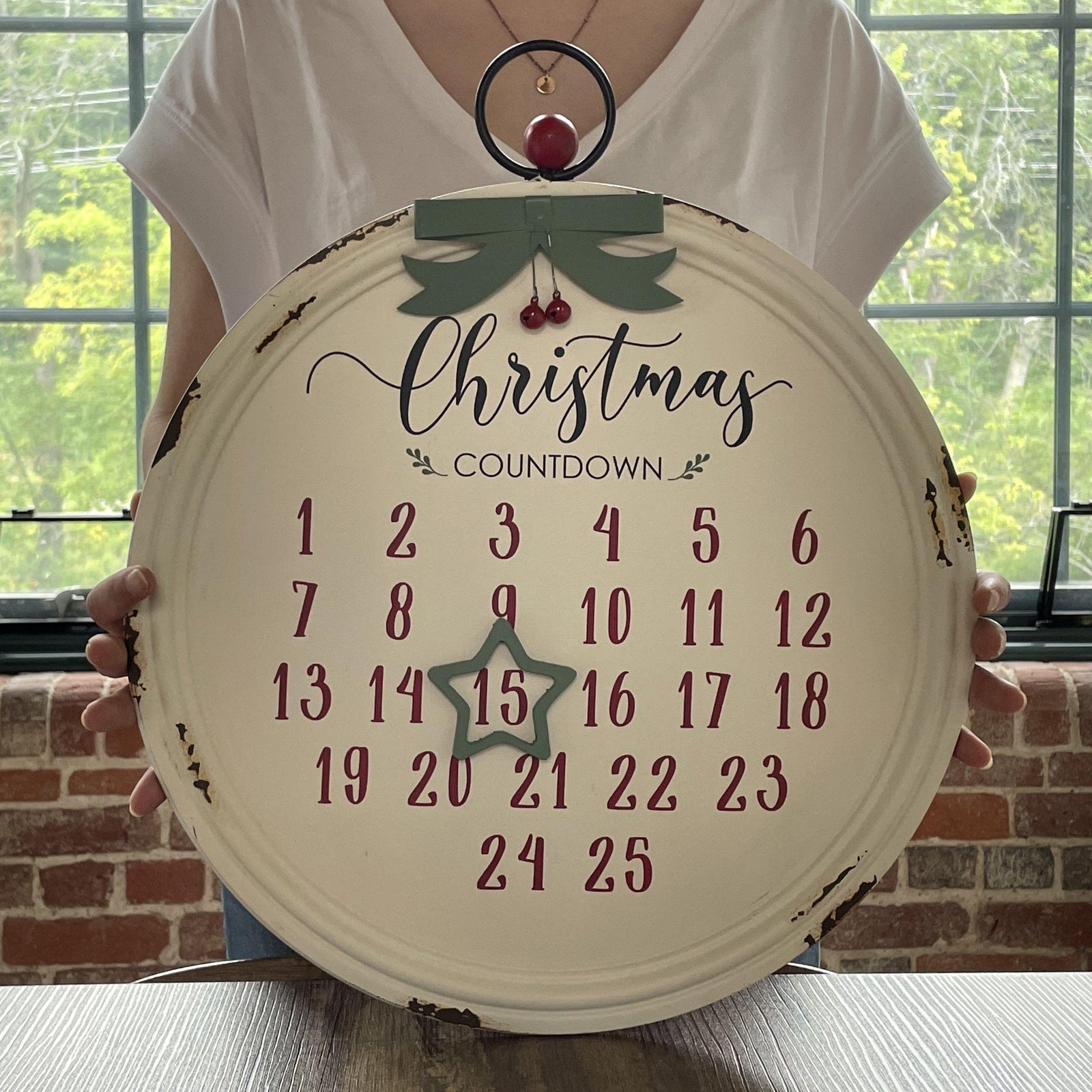 Farmhouse Rustic Christmas Countdown Calendar - A Rustic Feeling