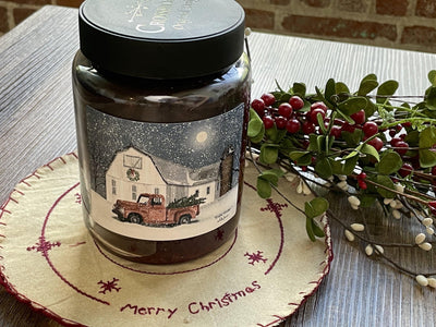Christmas Truck Holiday Cinnamon Candle 26 oz. - A Rustic Feeling
