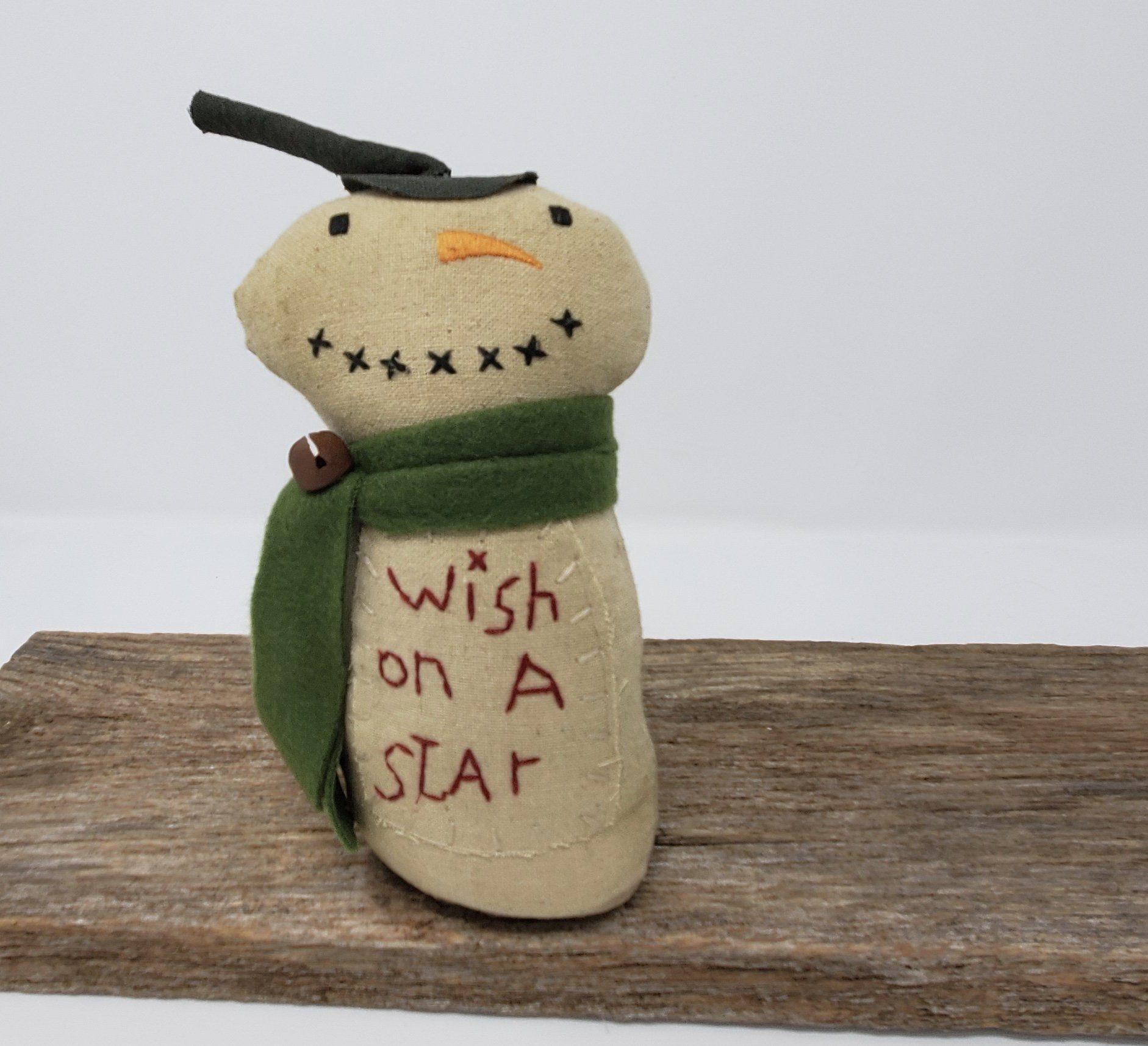 Primitive Snowman with Top Hat - A Rustic Feeling