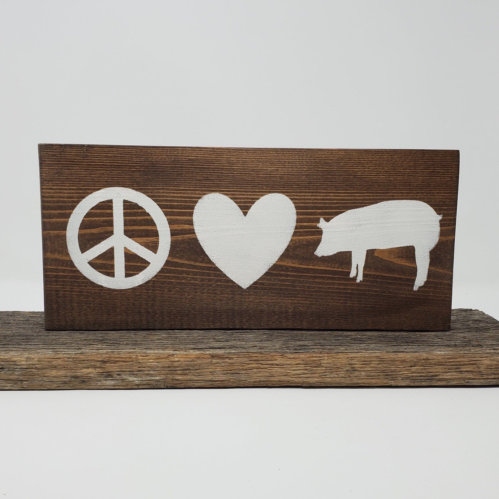 Peace Love Pigs Wood Sign Pet Decor A Rustic Feeling 